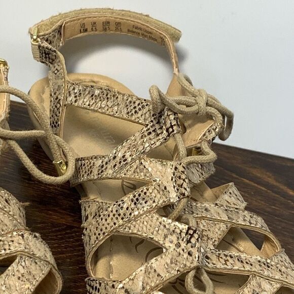 Naturalizer N5 comfort snakeskin print gladiator lace up sandal, size 8 1/2  - Picture 2 of 8